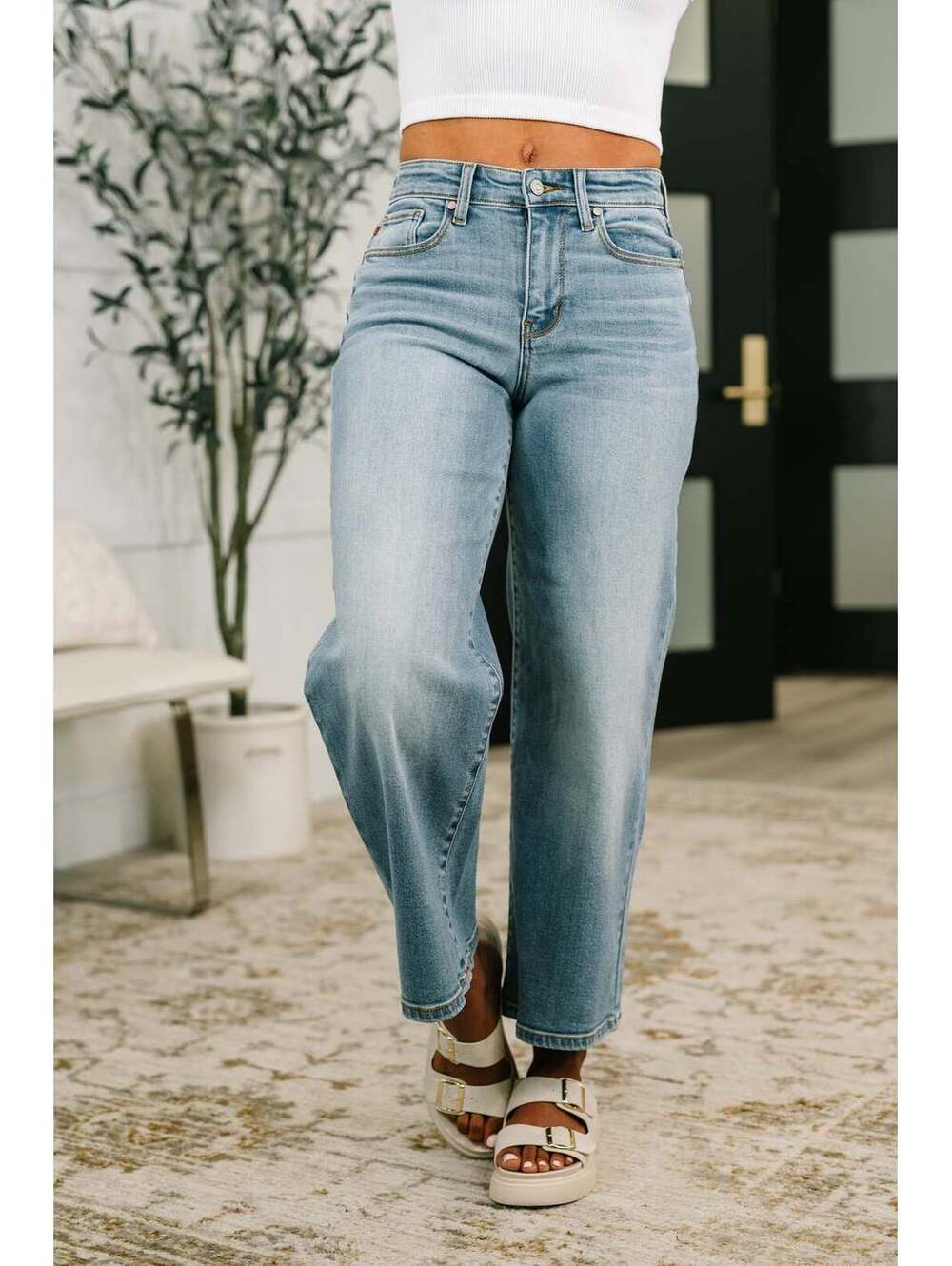Claudia Mid Rise Wide Leg Ankle Jean